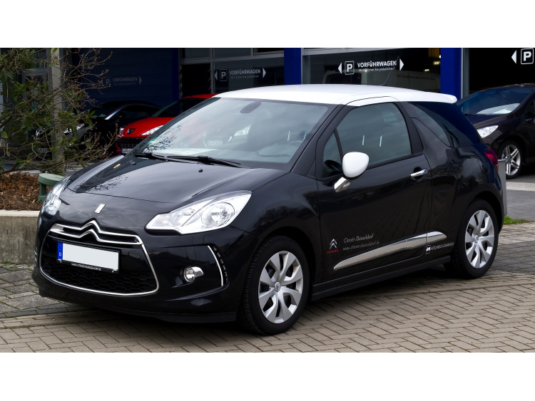 Zier-Chromleiste f&uuml;r die Nebelscheinwerfer-Konturen Citro&euml;n DS 3