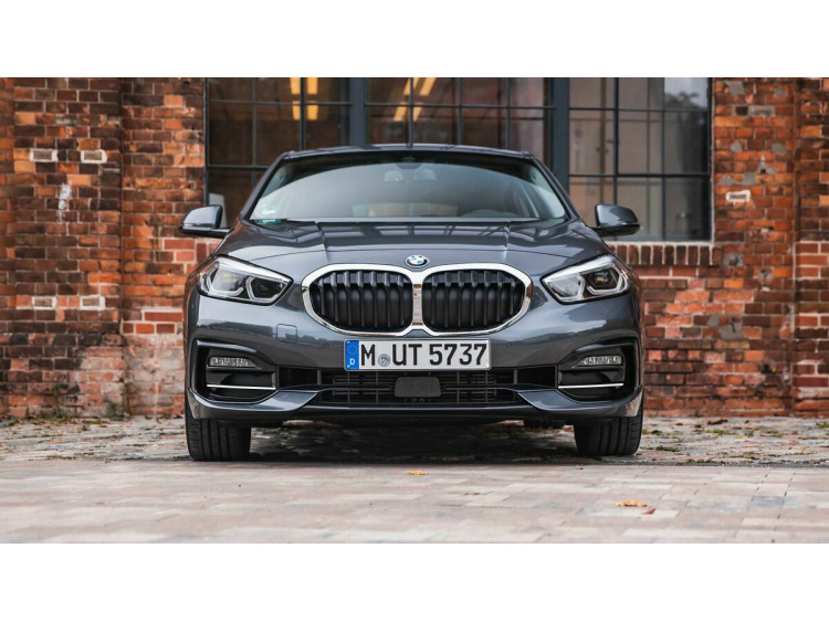 Zier-Chromleiste f&uuml;r Nebelscheinwerfer BMW S&eacute;rie 1 F40 19-26