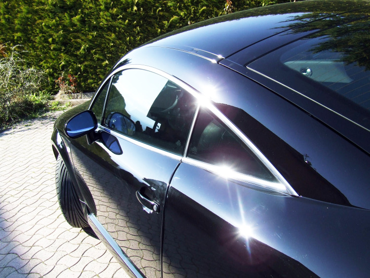 Zier-Chromleiste f&uuml;r seitliche Autofensterkonturen Audi TT S&eacute;rie 1 98-06 Audi TT S&eacute;rie 2 06-14 Audi 